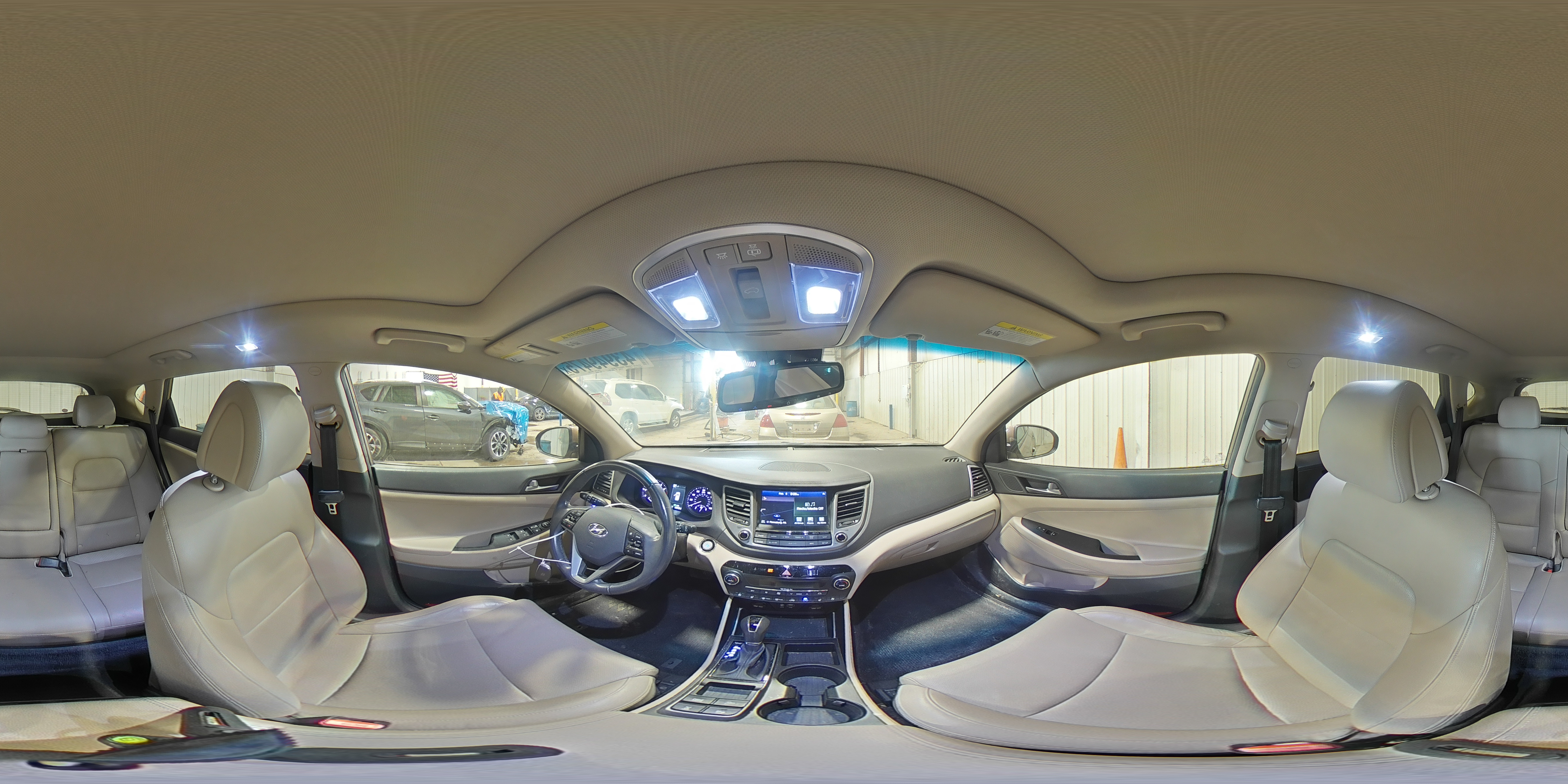 2016 Hyundai Tucson - Image 16