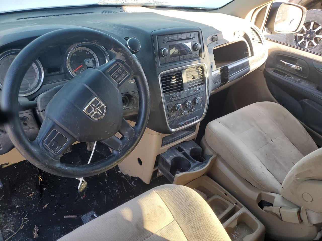 2014 Dodge Caravan - Image 8