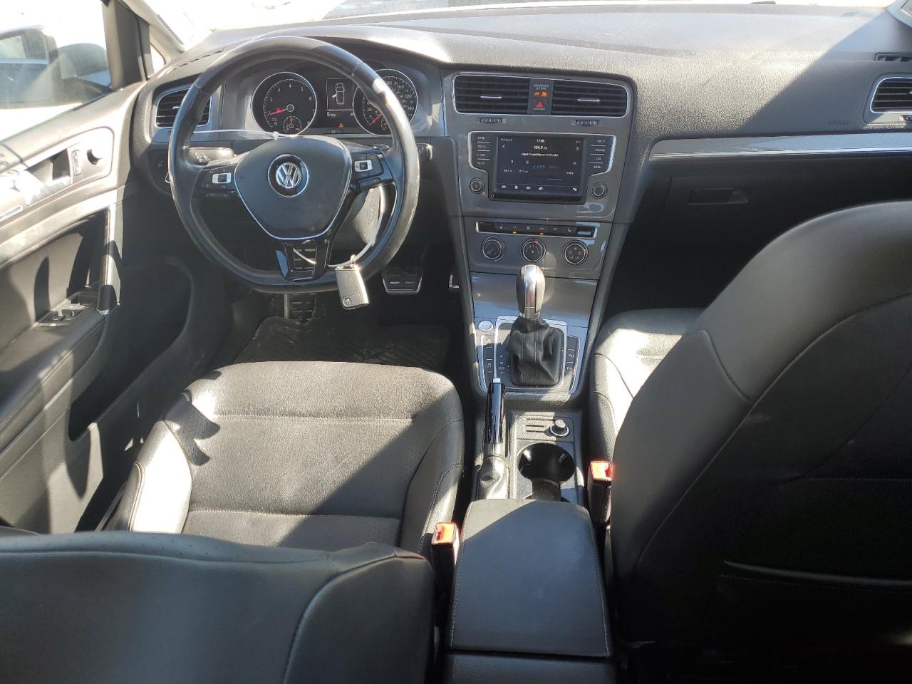 2017 Volkswagen Golf - Image 8