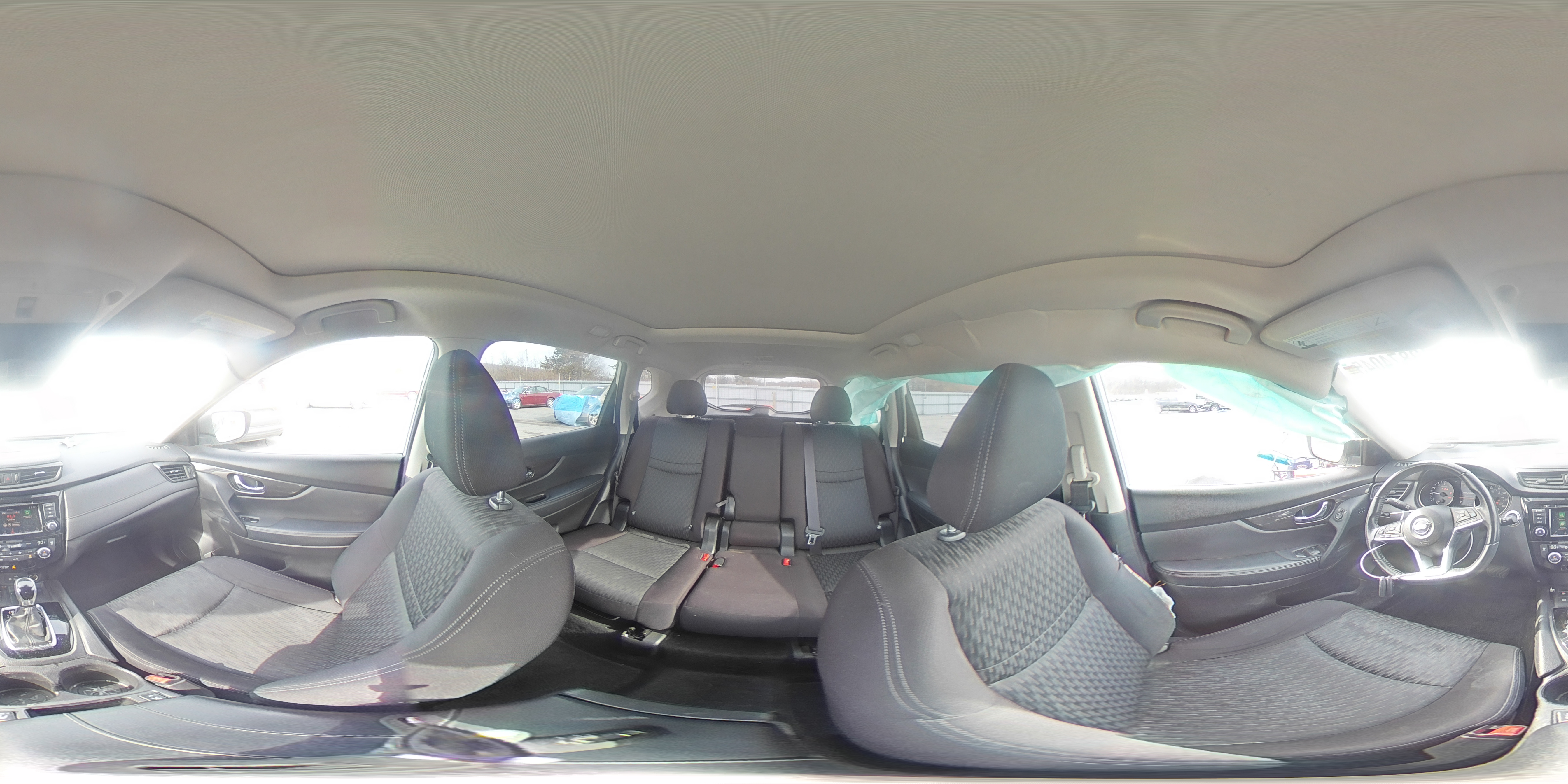 2019 Nissan Rogue - Image 13