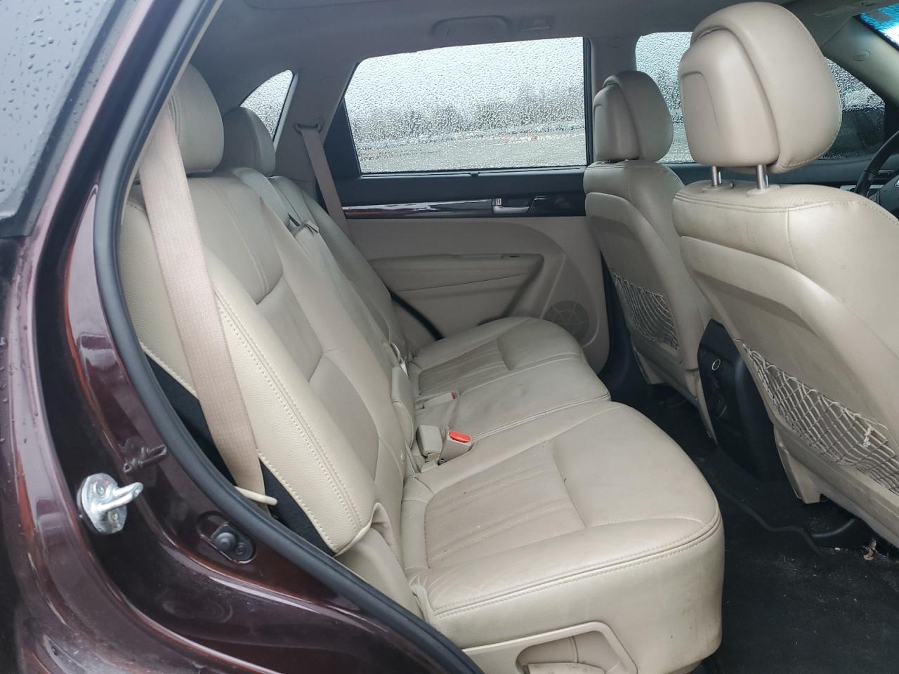 2014 Kia Sorento - Image 12