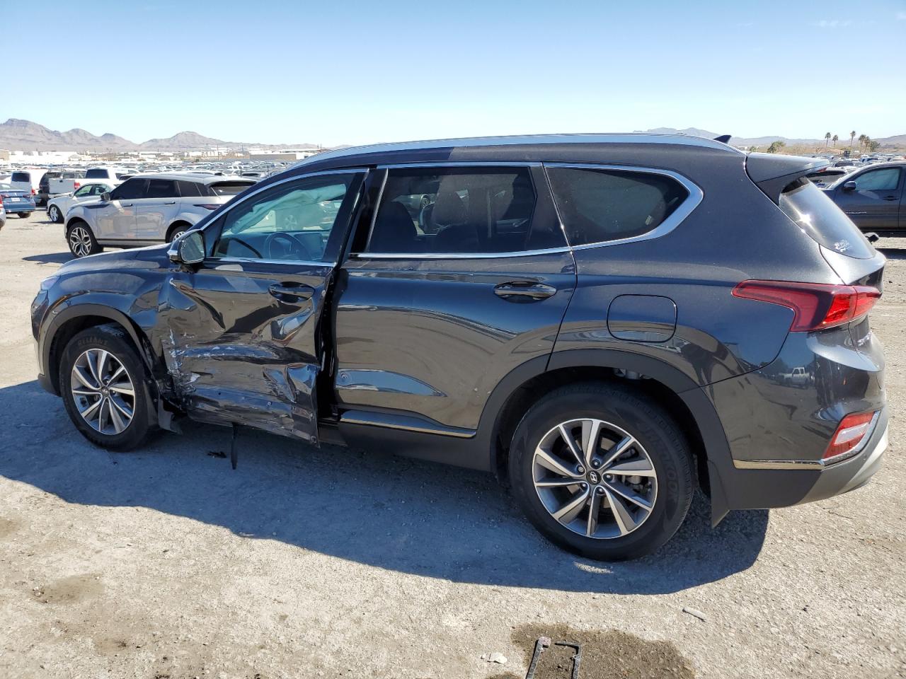 2020 Hyundai Santa Fe - Image 2