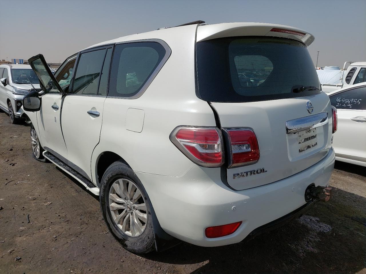 JN8AY2NY7E9070514 - 2014 Nissan Patrol - #46378495