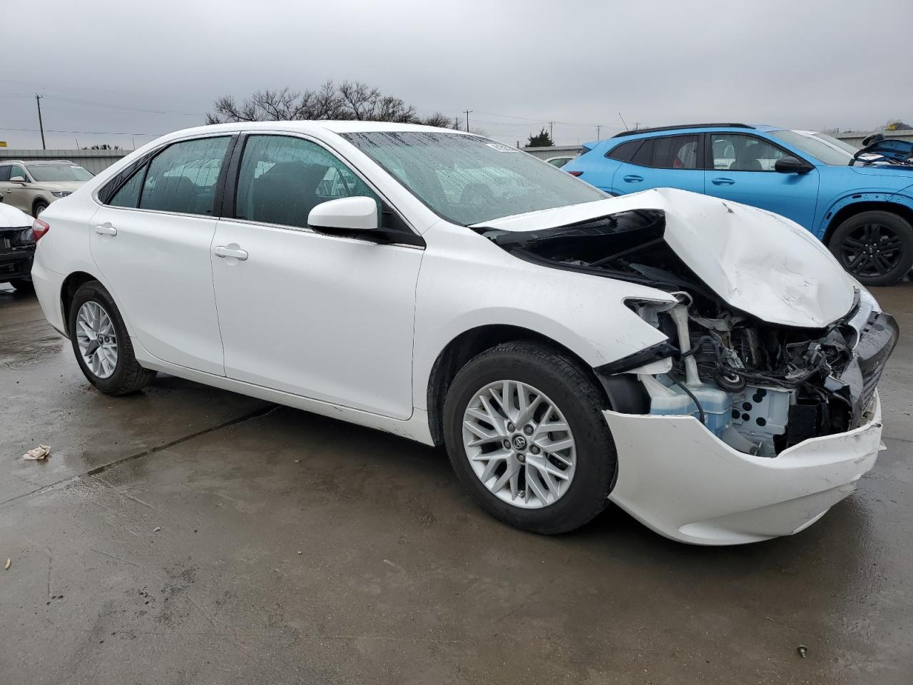 2016 Toyota Camry - Image 4