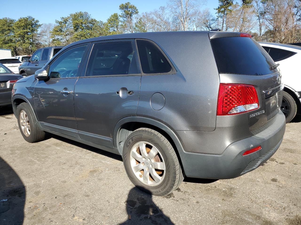2011 Kia Sorento - Image 2