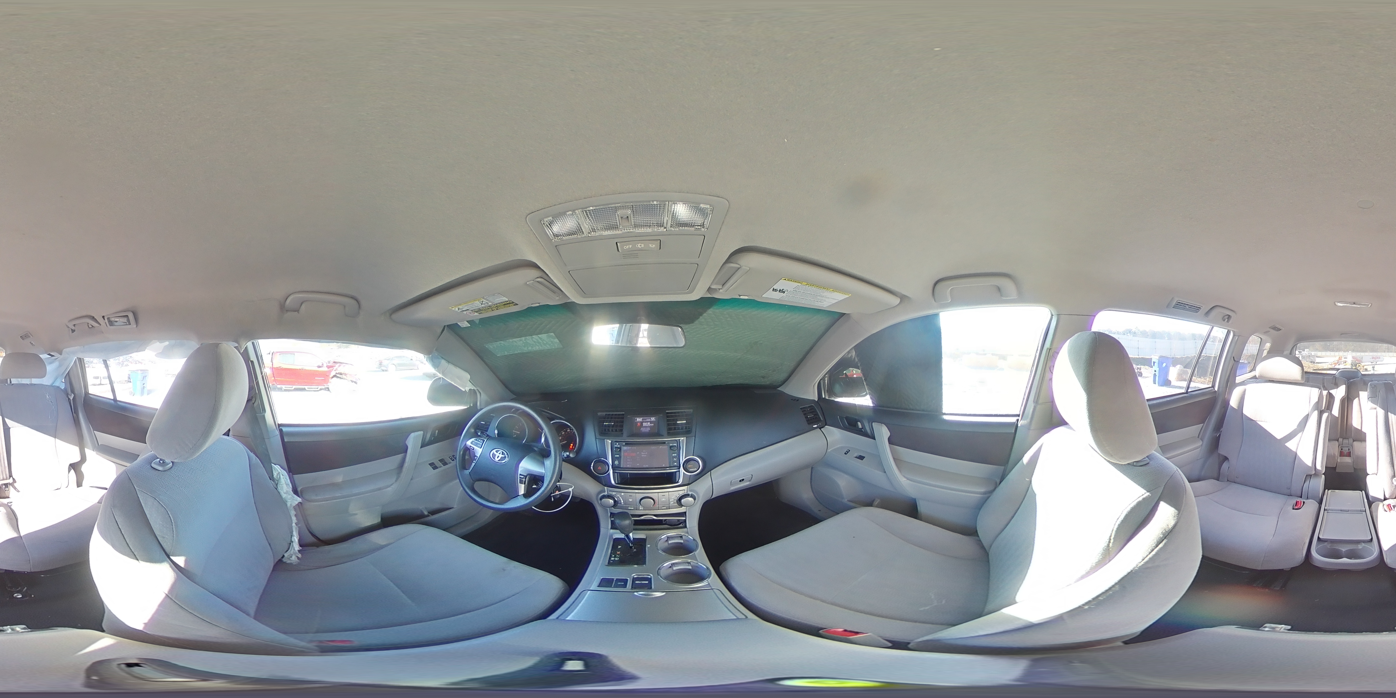 2013 Toyota Highlander - Image 14