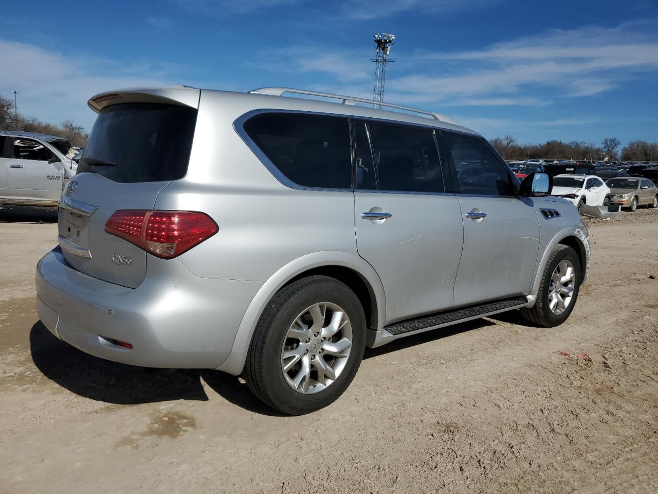 2012 Infiniti QX56 - Image 3