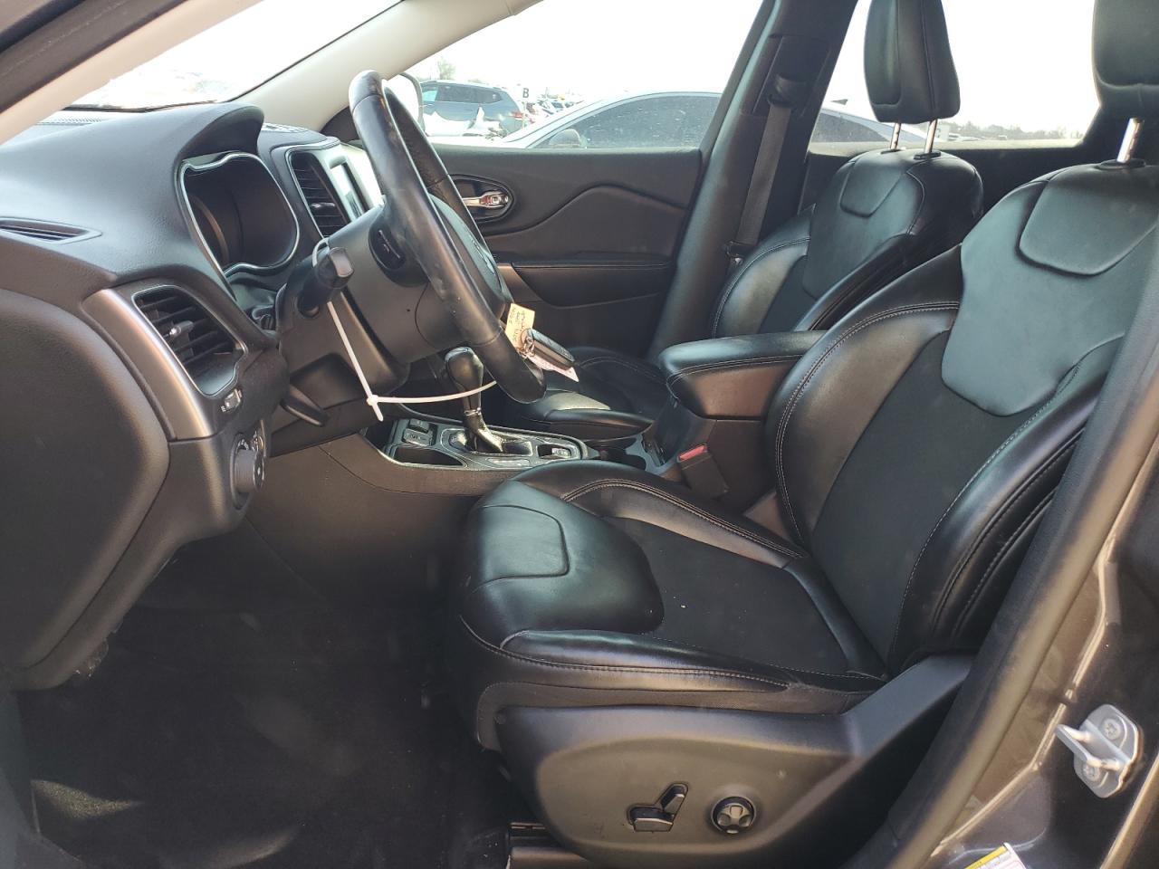 2019 Jeep Grand Cherokee - Image 7