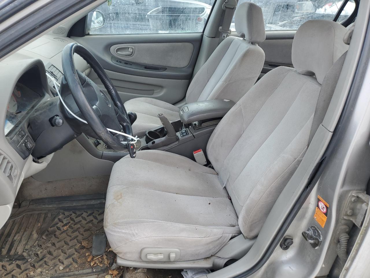 2000 Nissan Maxima - Image 7