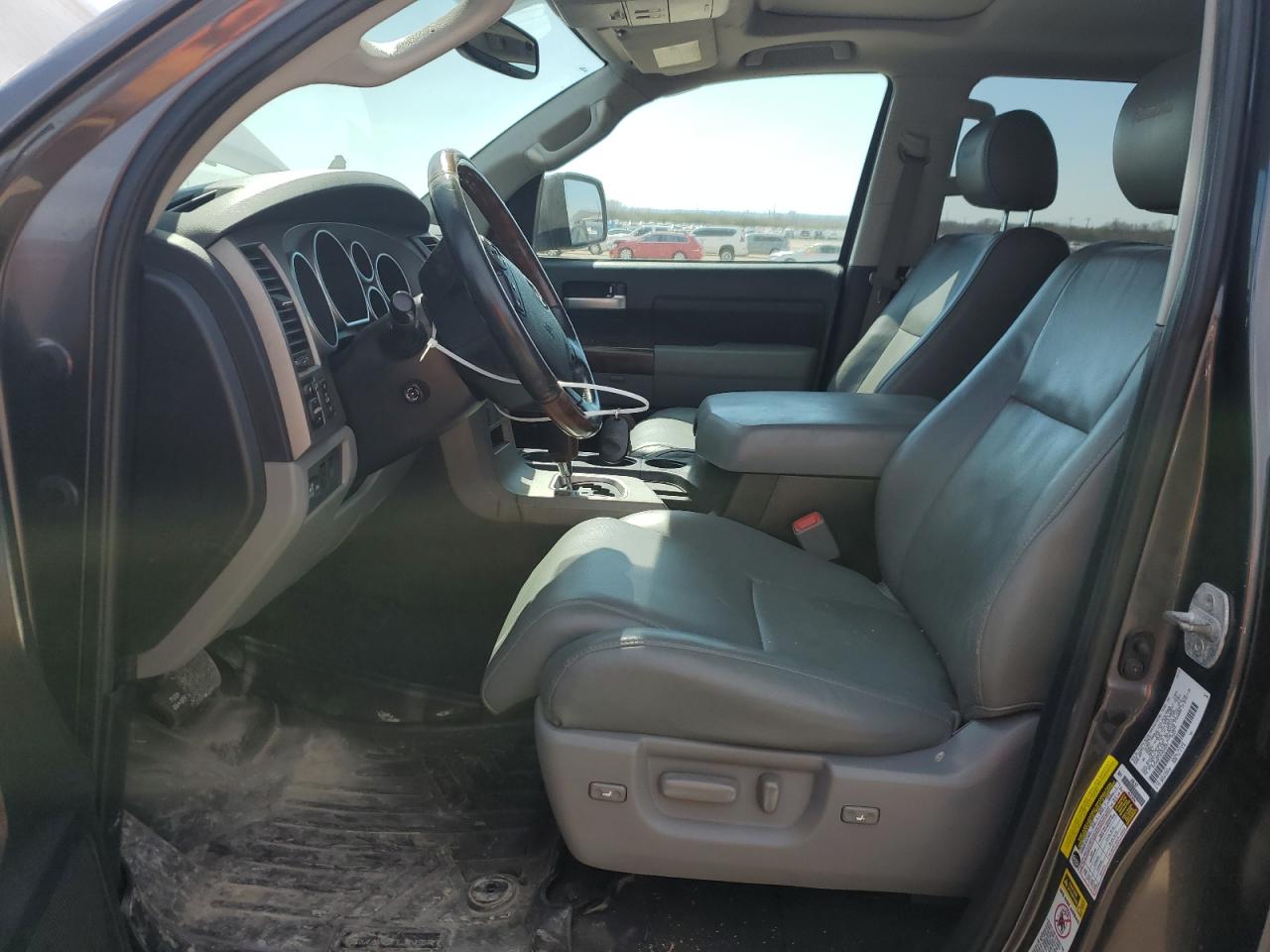 2012 Toyota Tundra - Image 7