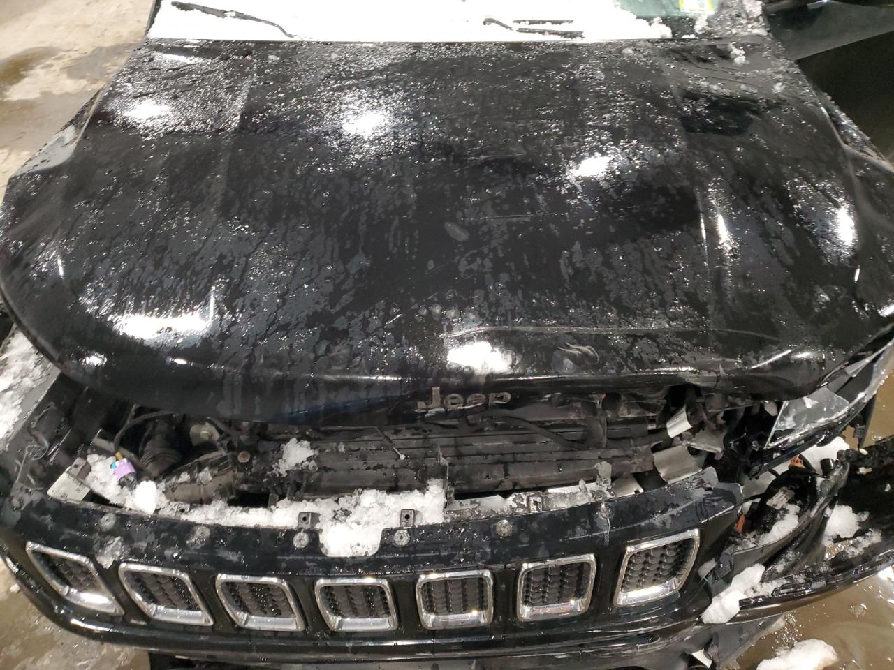 2019 Jeep Compass - Image 14