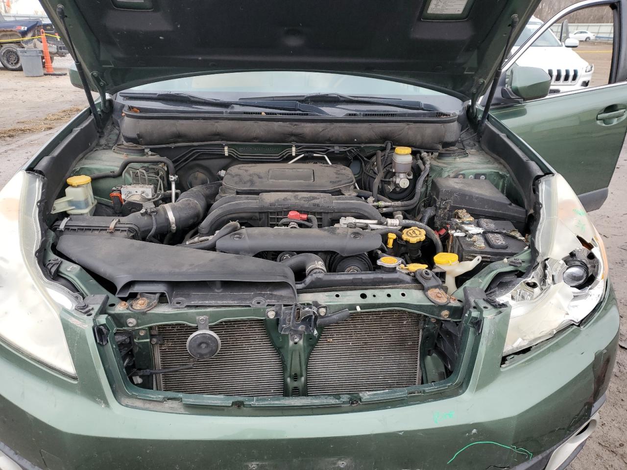 2012 Subaru Outback - Image 11