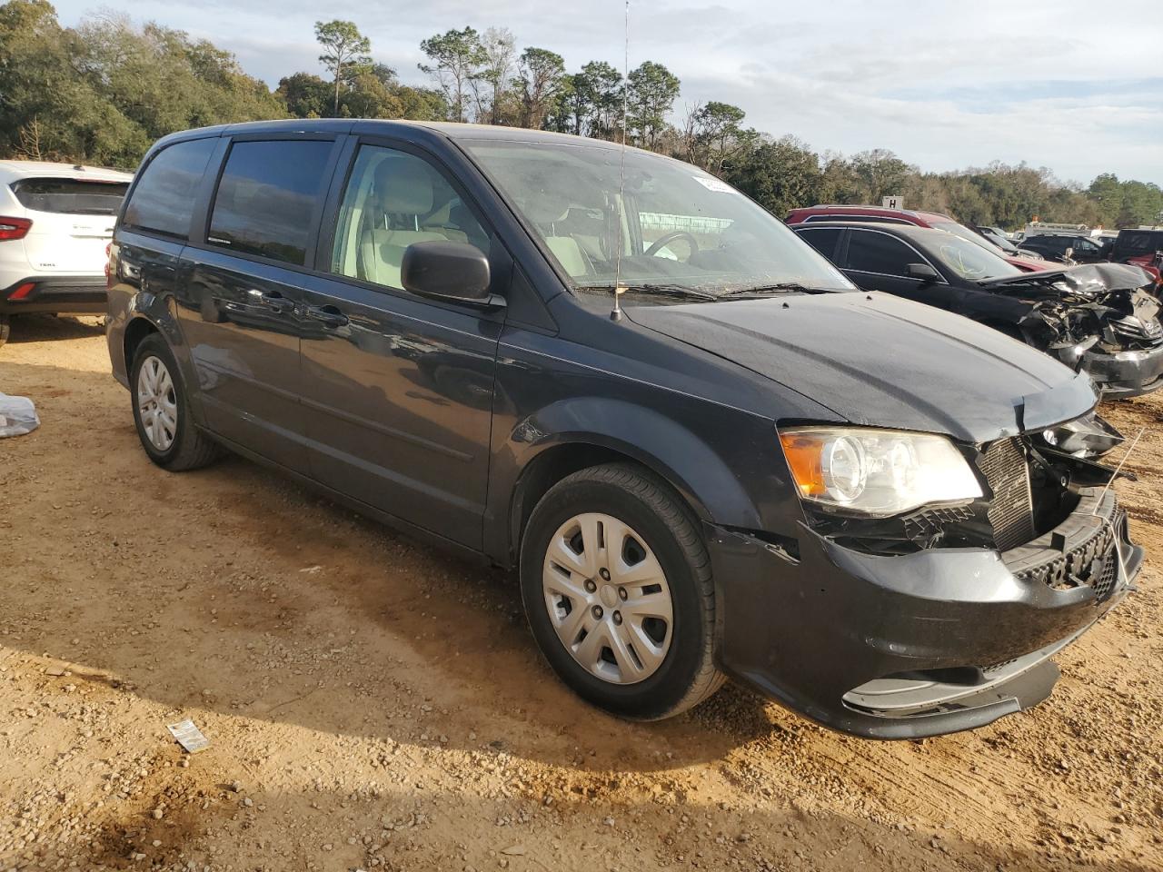 2014 Dodge Caravan - Image 4