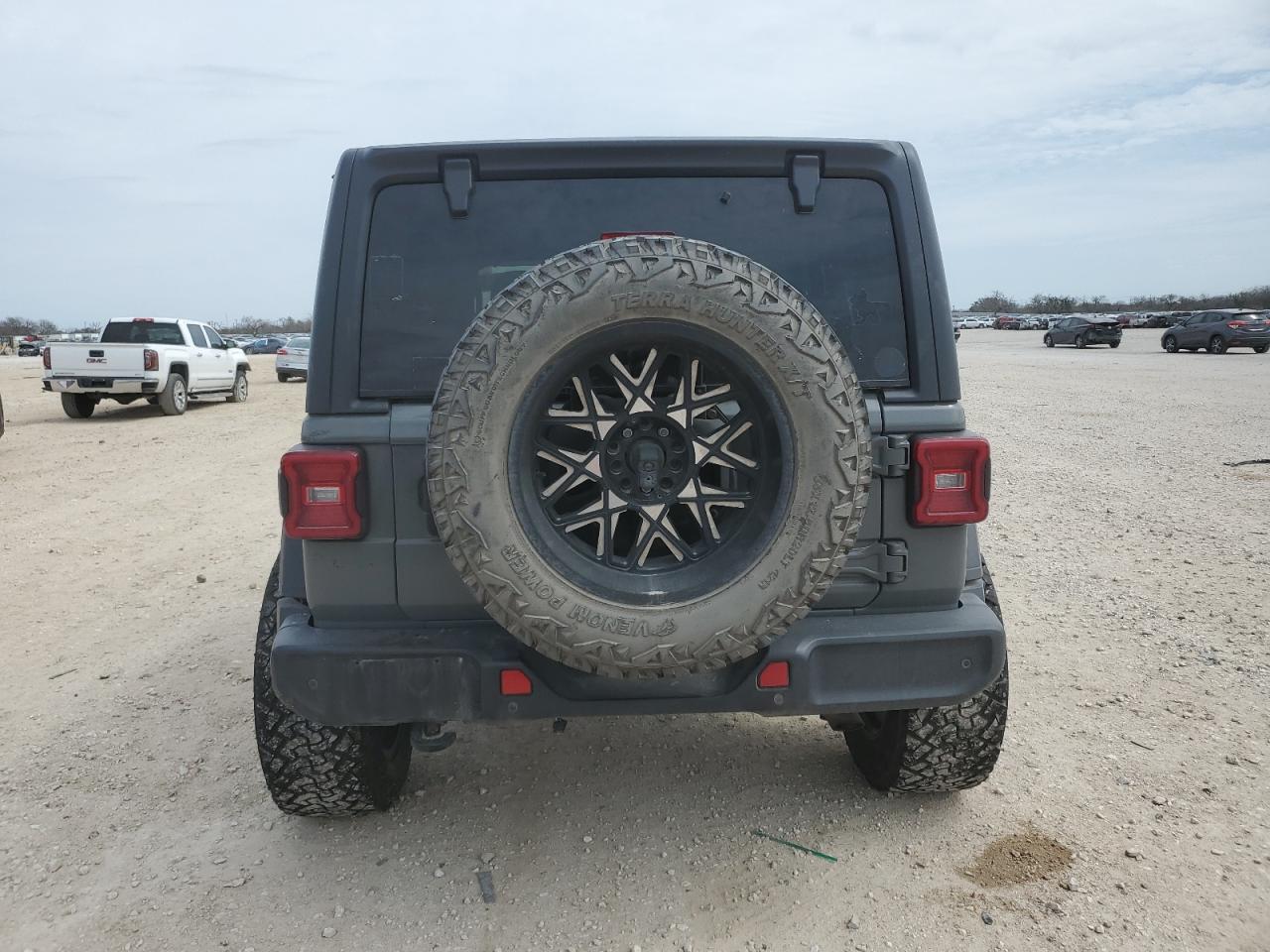 2020 Jeep Wrangler - Image 6