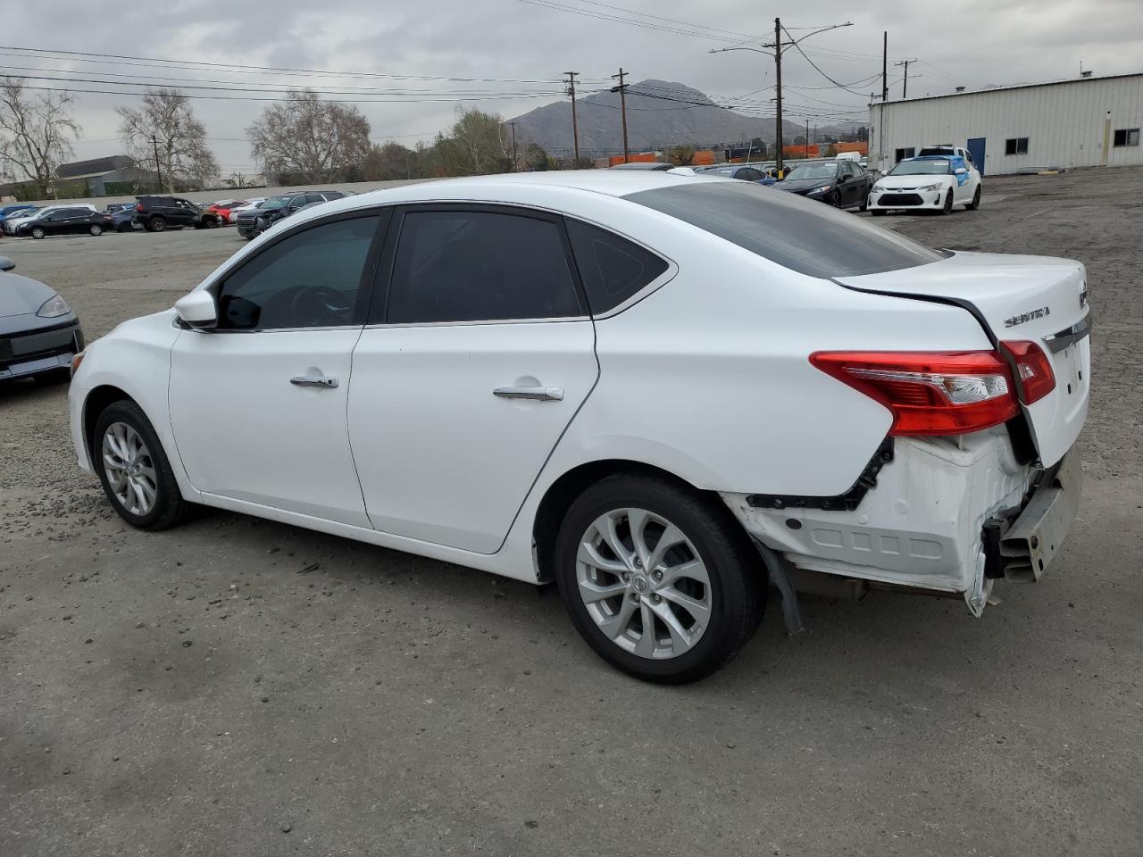 2018 Nissan Sentra - Image 2