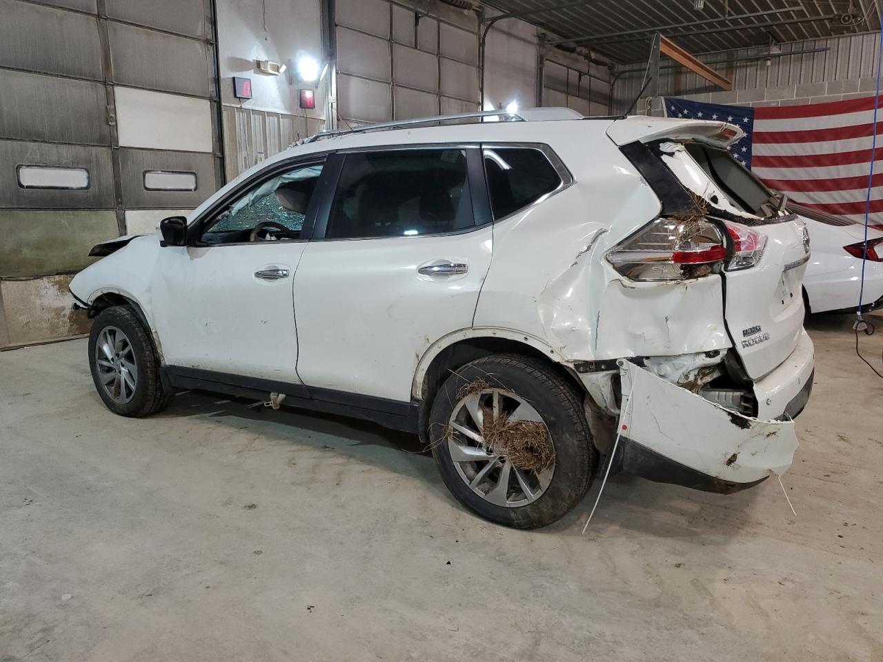 2014 Nissan Rogue - Image 2