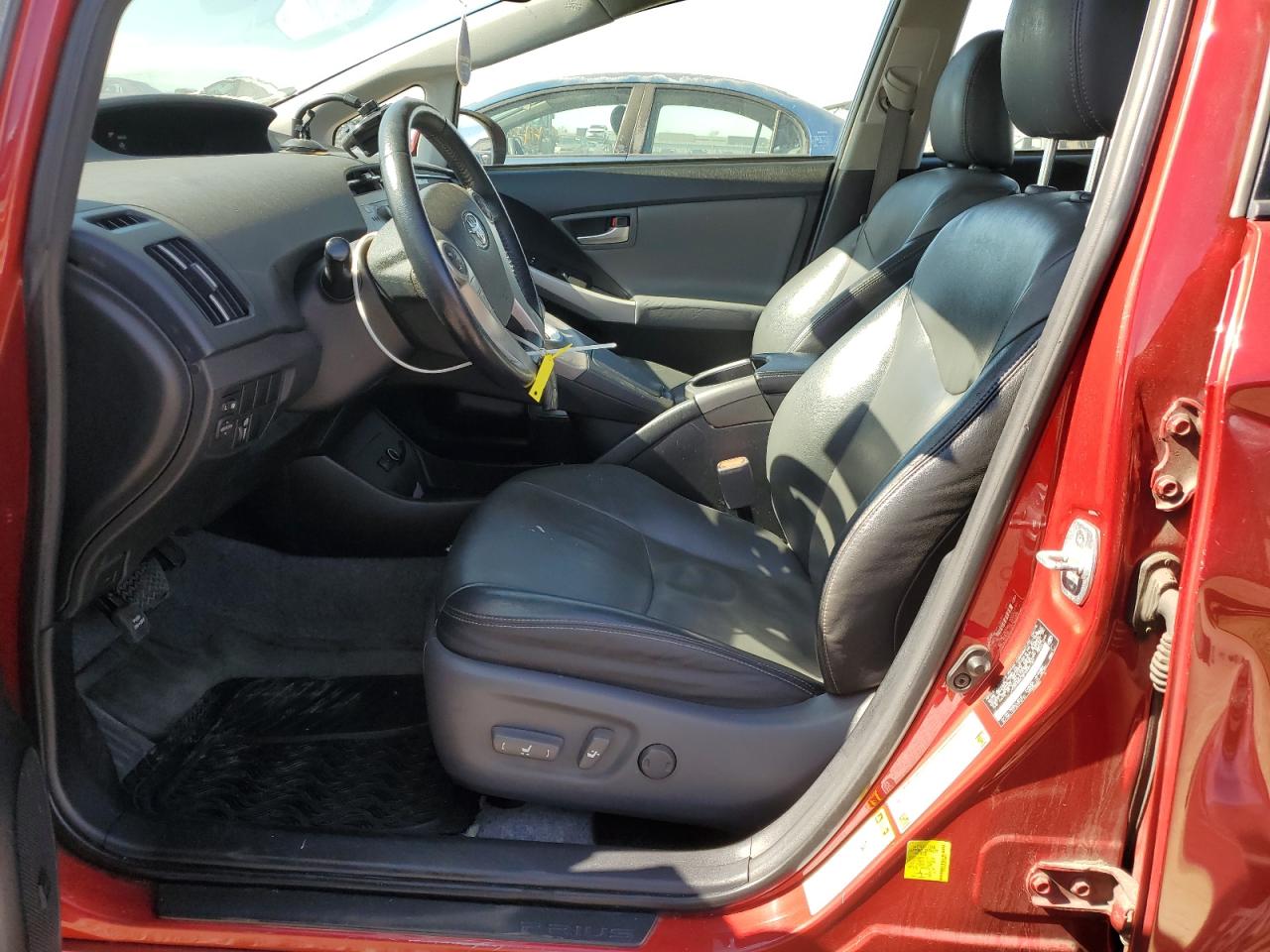 2015 Toyota Prius - Image 7