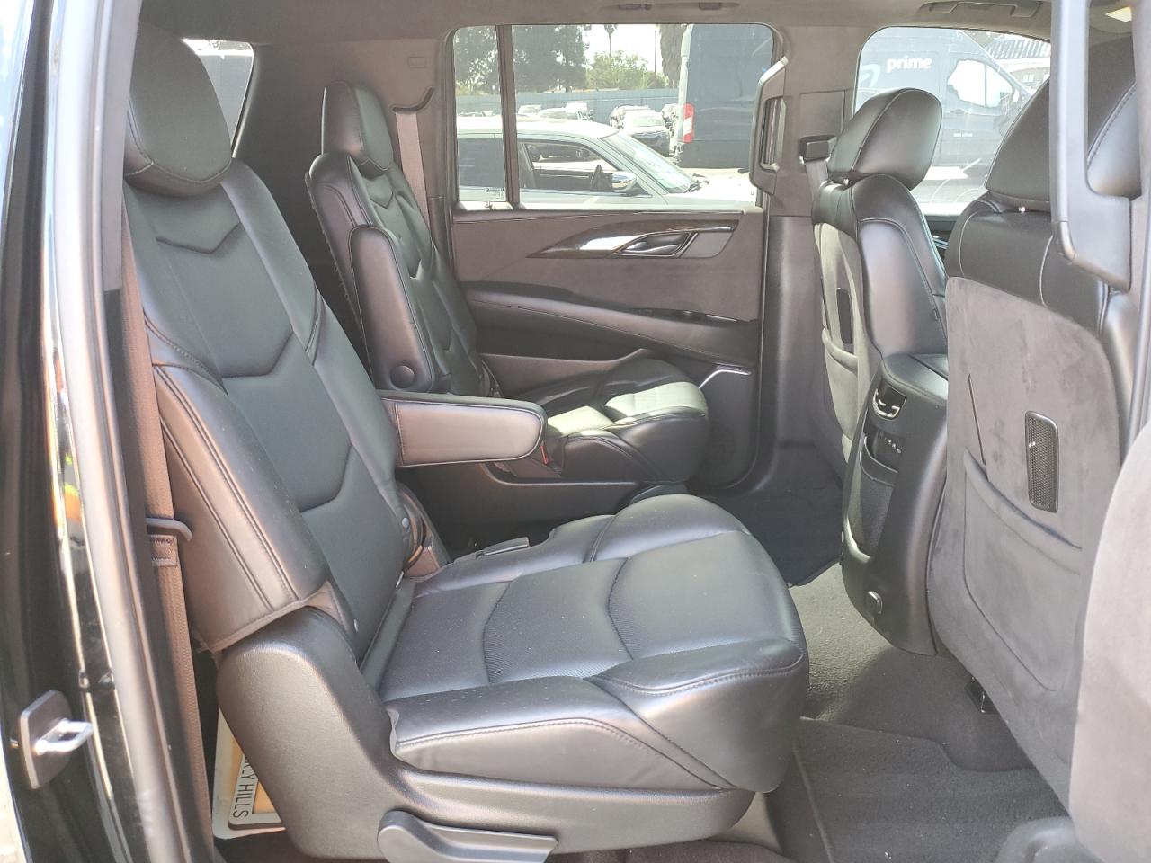 2020 Cadillac Escalade - Image 11