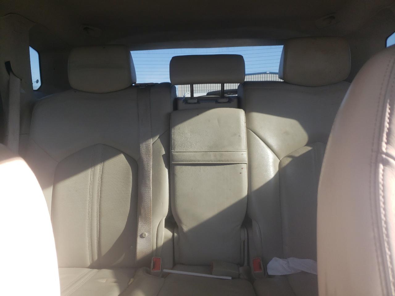 2010 Cadillac SRX - Image 10