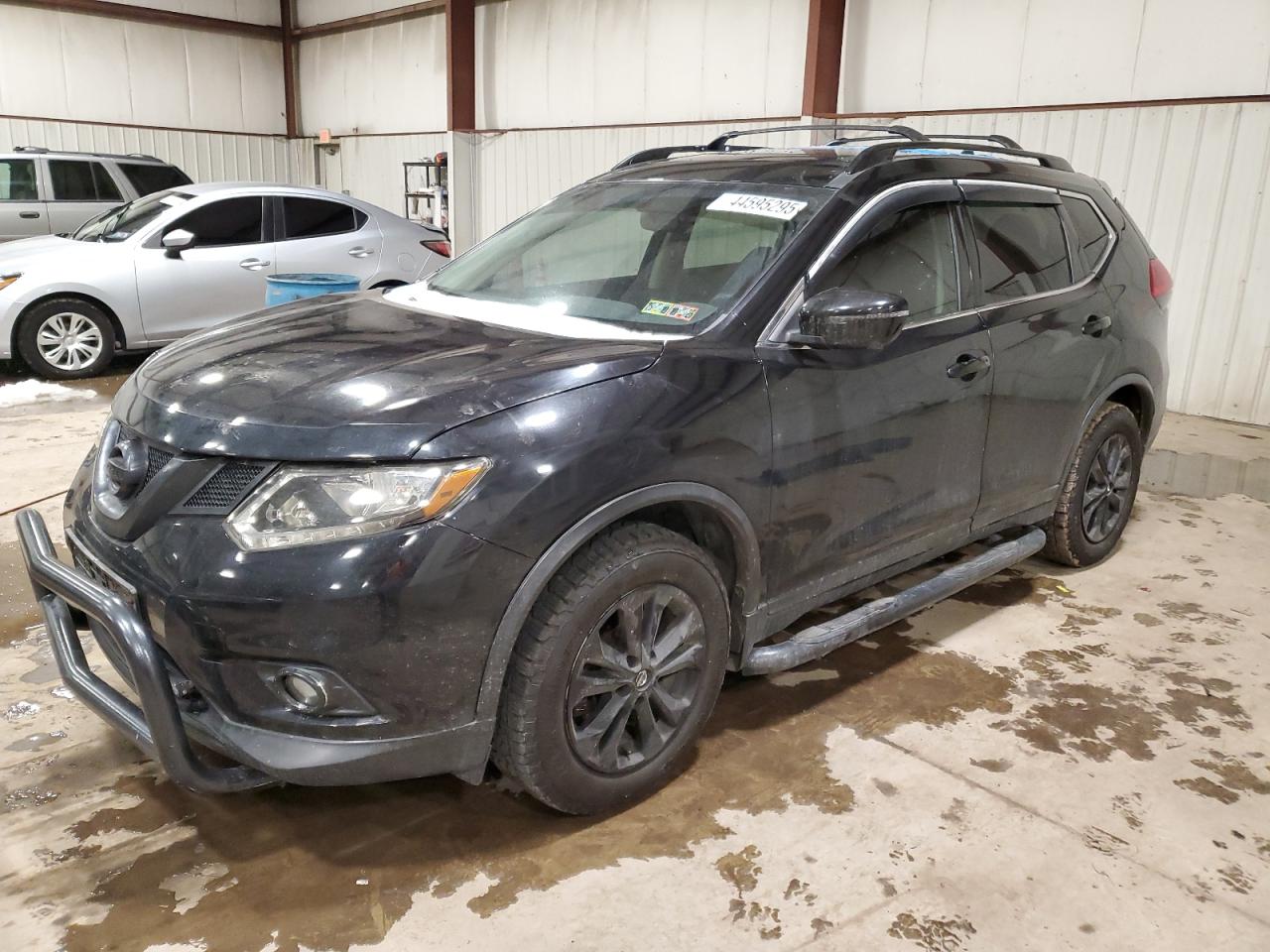 2016 Nissan Rogue - Image 1