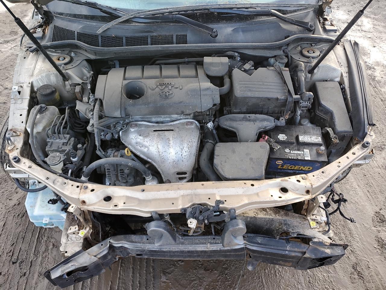 2011 Toyota Camry - Image 11
