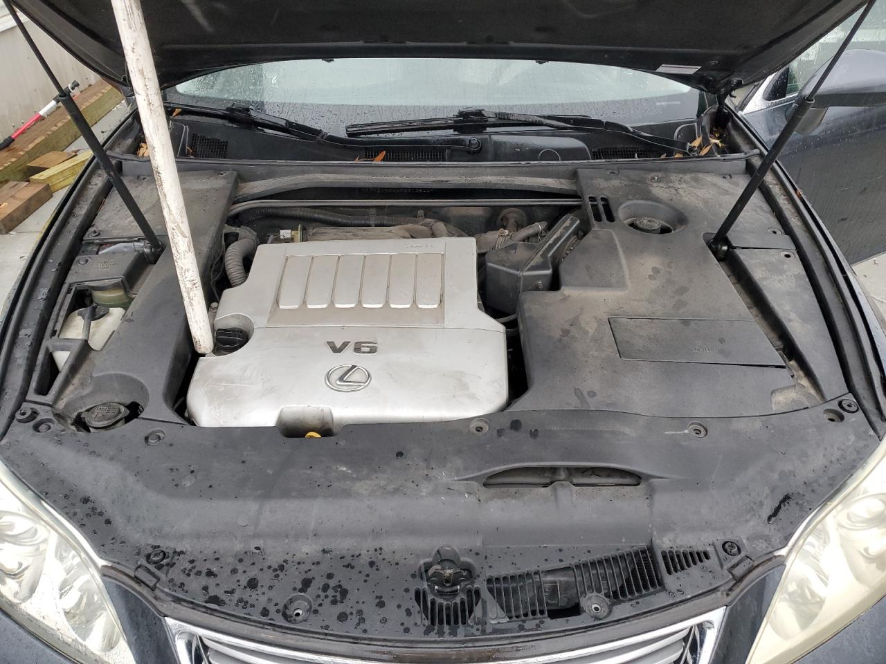 2009 Lexus ES - Image 11