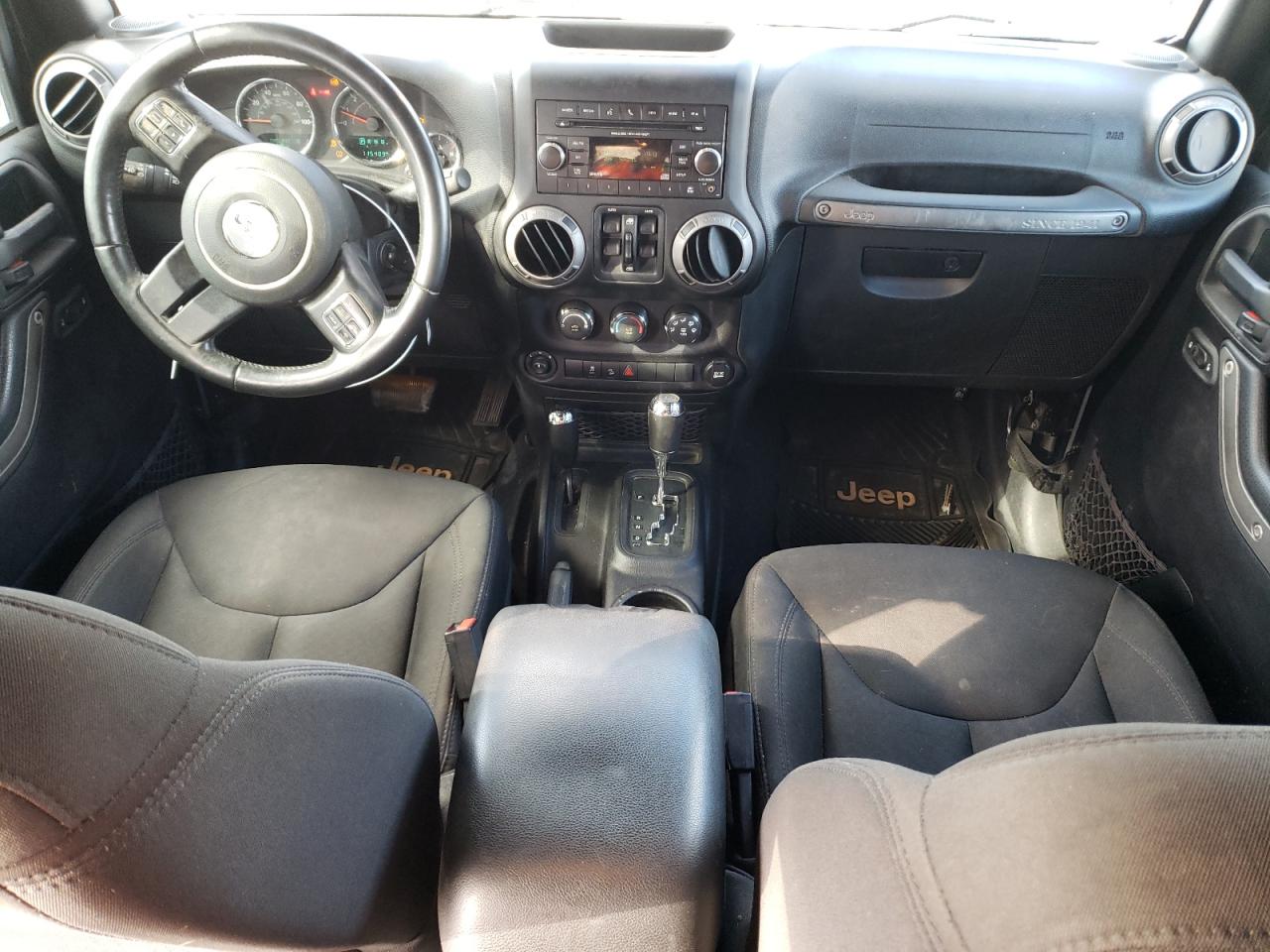 2016 Jeep Wrangler - Image 8