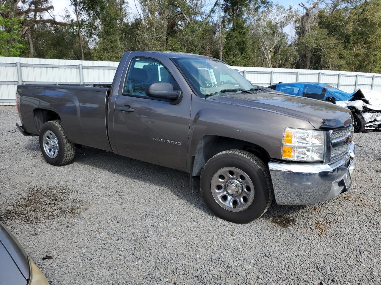 2013 Chevrolet Silverado - Image 4