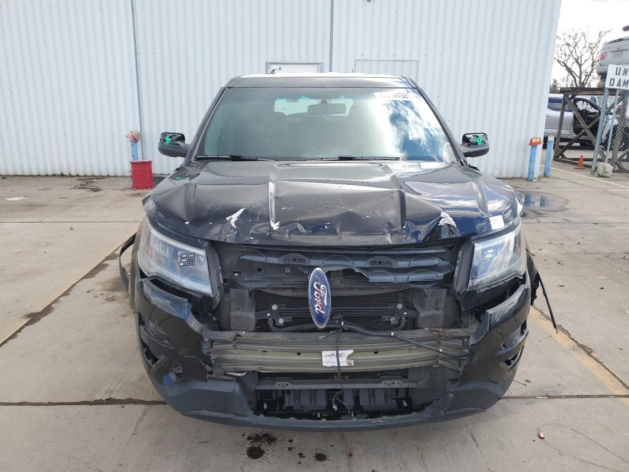 2017 Ford Explorer - Image 5
