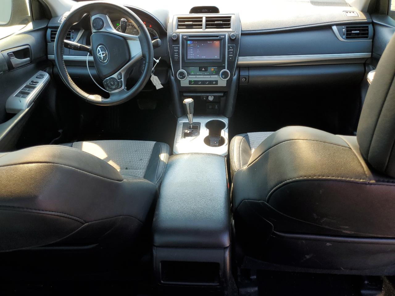 2013 Toyota Camry - Image 8