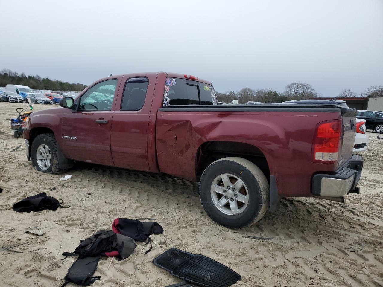 2009 GMC Sierra - Image 2