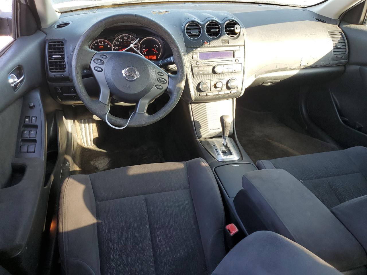 2011 Nissan Altima - Image 8
