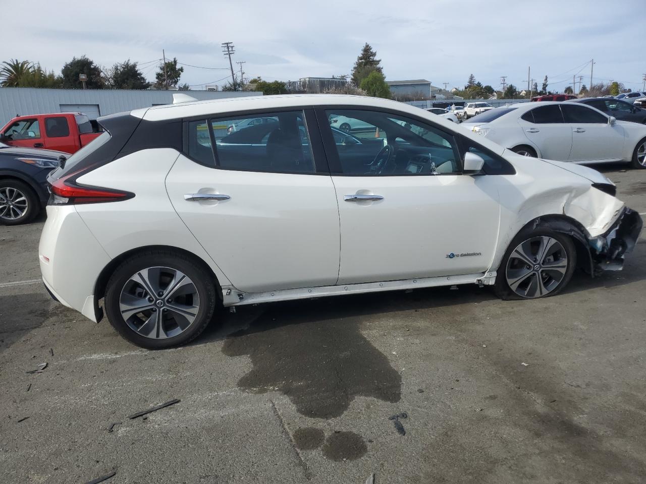 2019 Nissan Leaf - Image 3