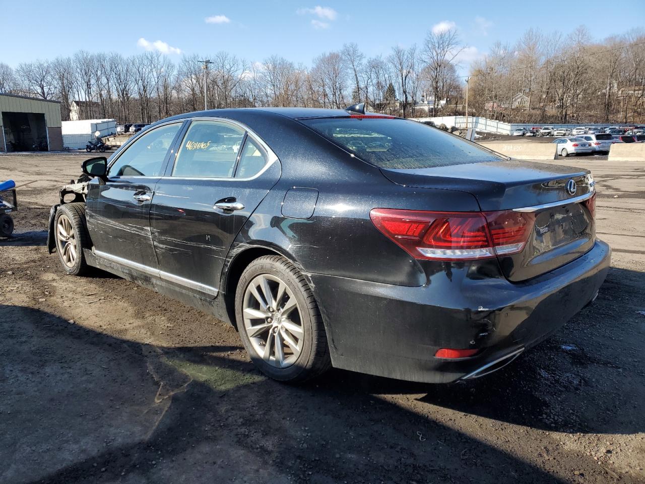 2016 Lexus LS - Image 2