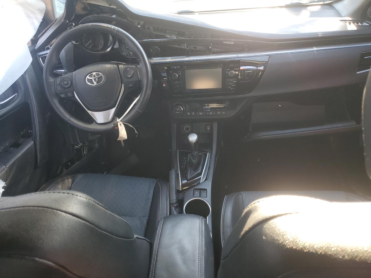 2015 Toyota Corolla - Image 8