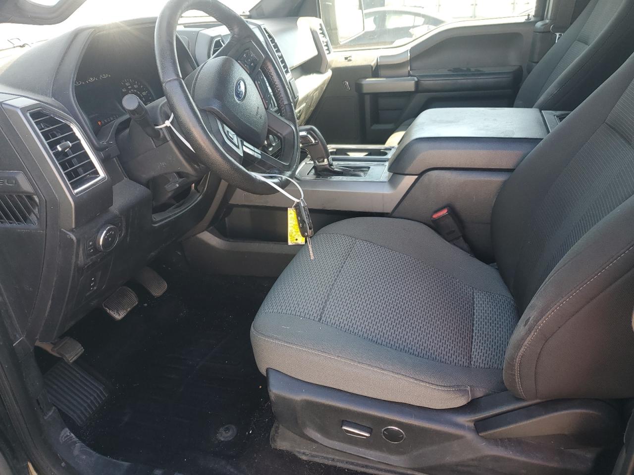 2015 Ford F-150 - Image 7