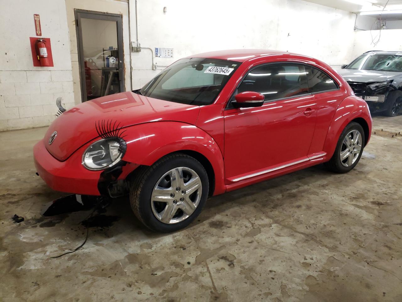 2013 Volkswagen Beetle - Image 1