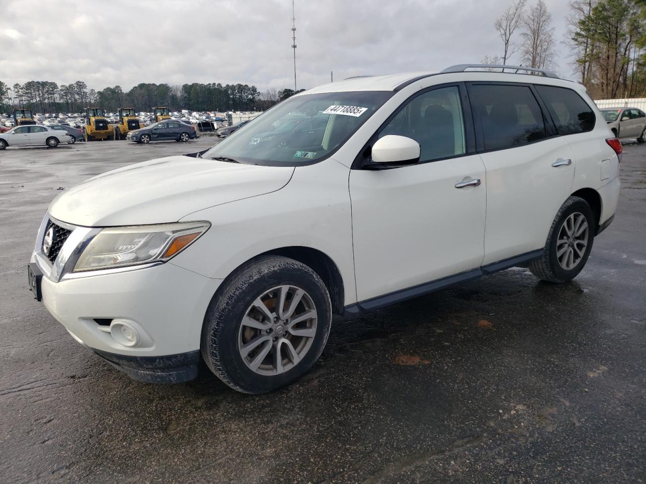 2016 Nissan Pathfinder - Image 1