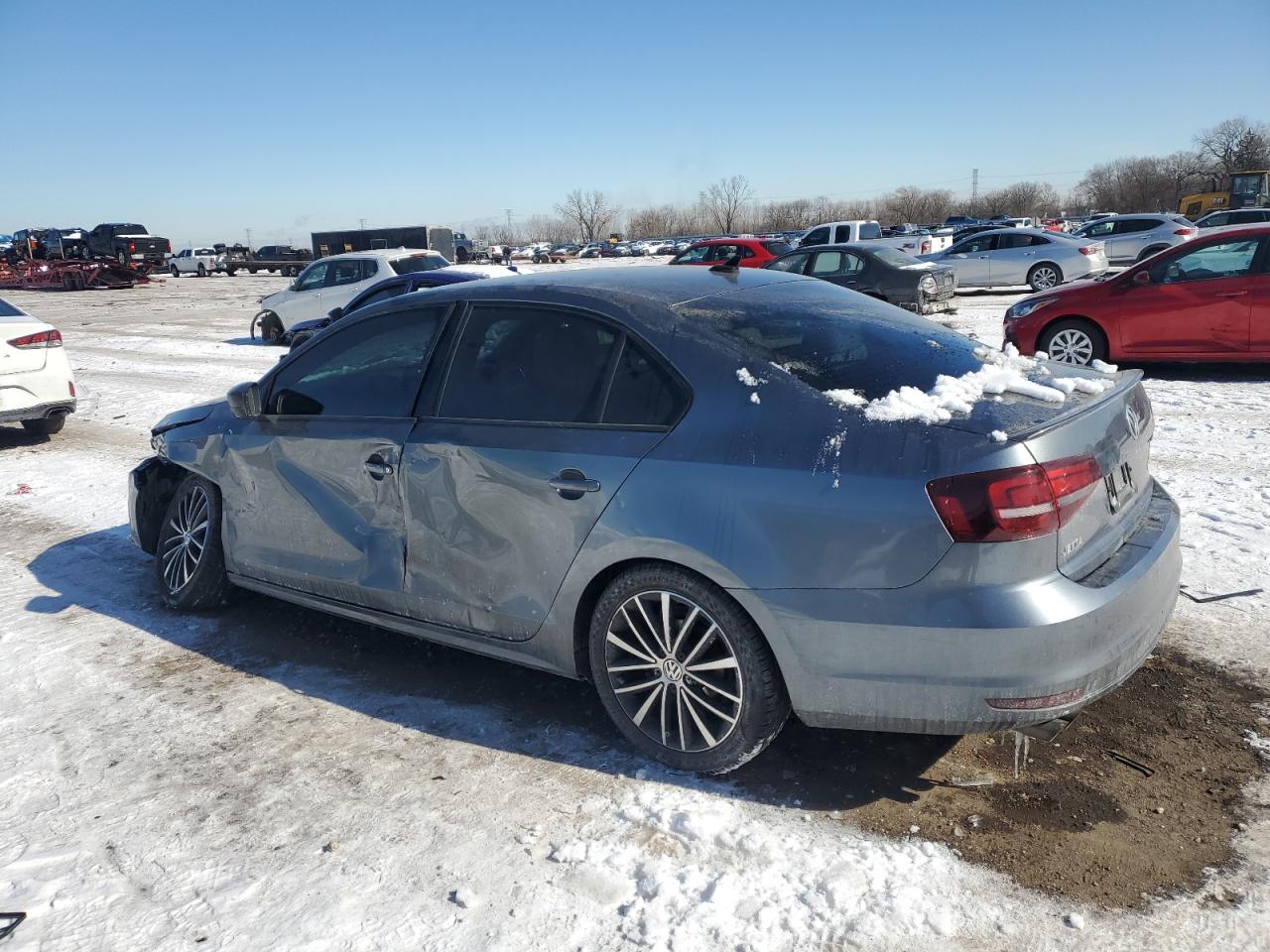 2016 Volkswagen Jetta - Image 2