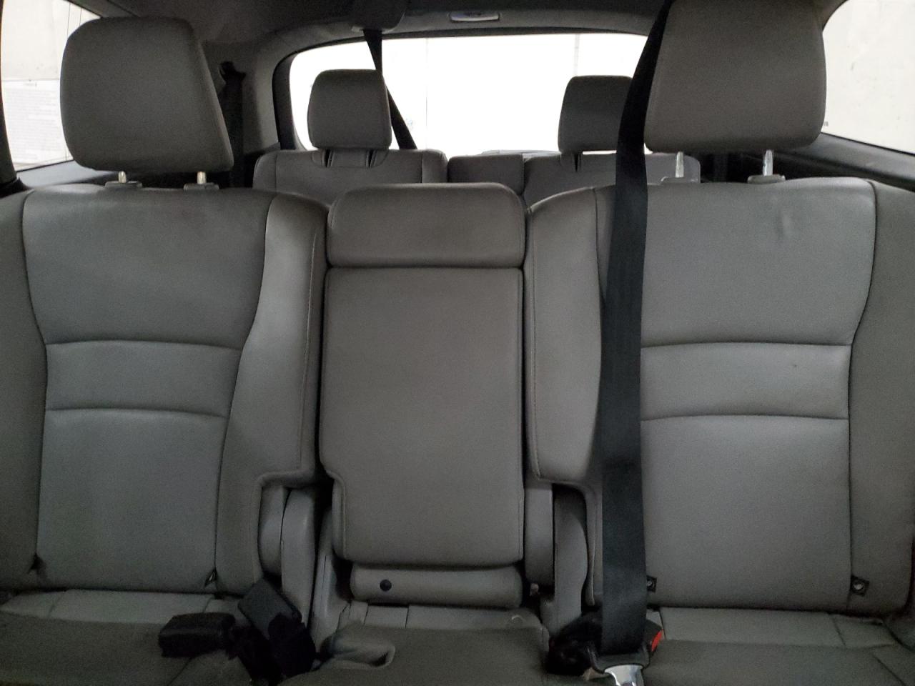 2016 Honda Pilot - Image 10