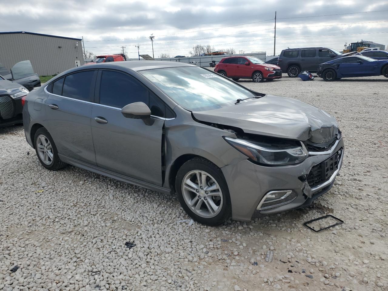 2018 Chevrolet Cruze - Image 4