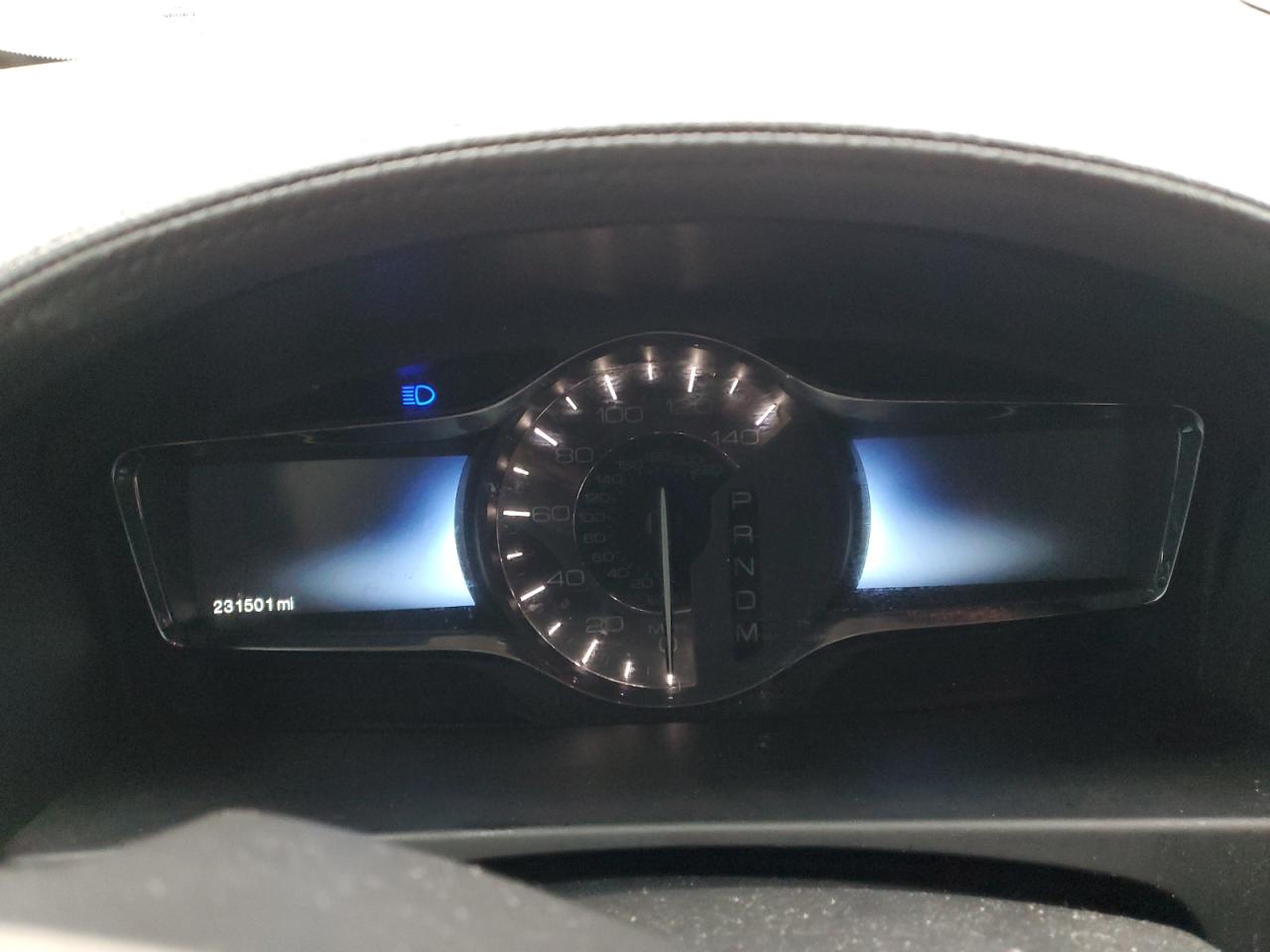 2011 Lincoln MKX - Image 9