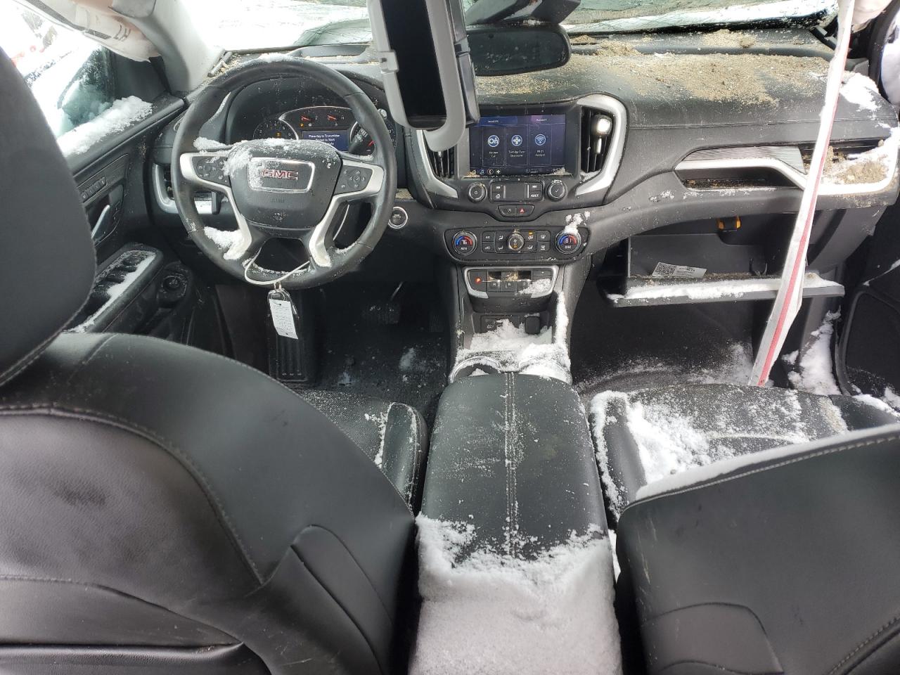 2022 GMC Terrain - Image 8
