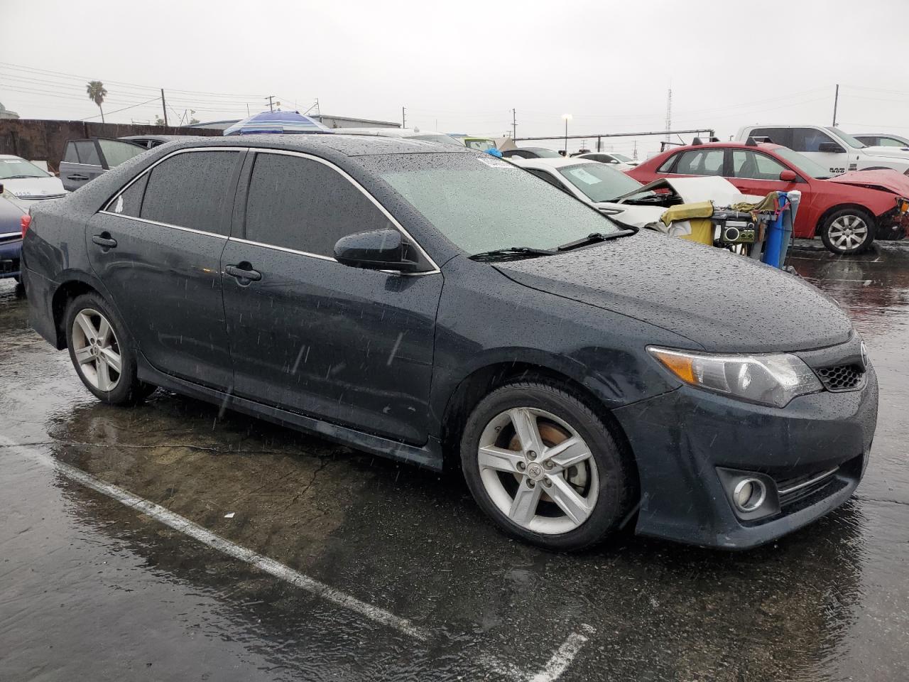 2013 Toyota Camry - Image 4