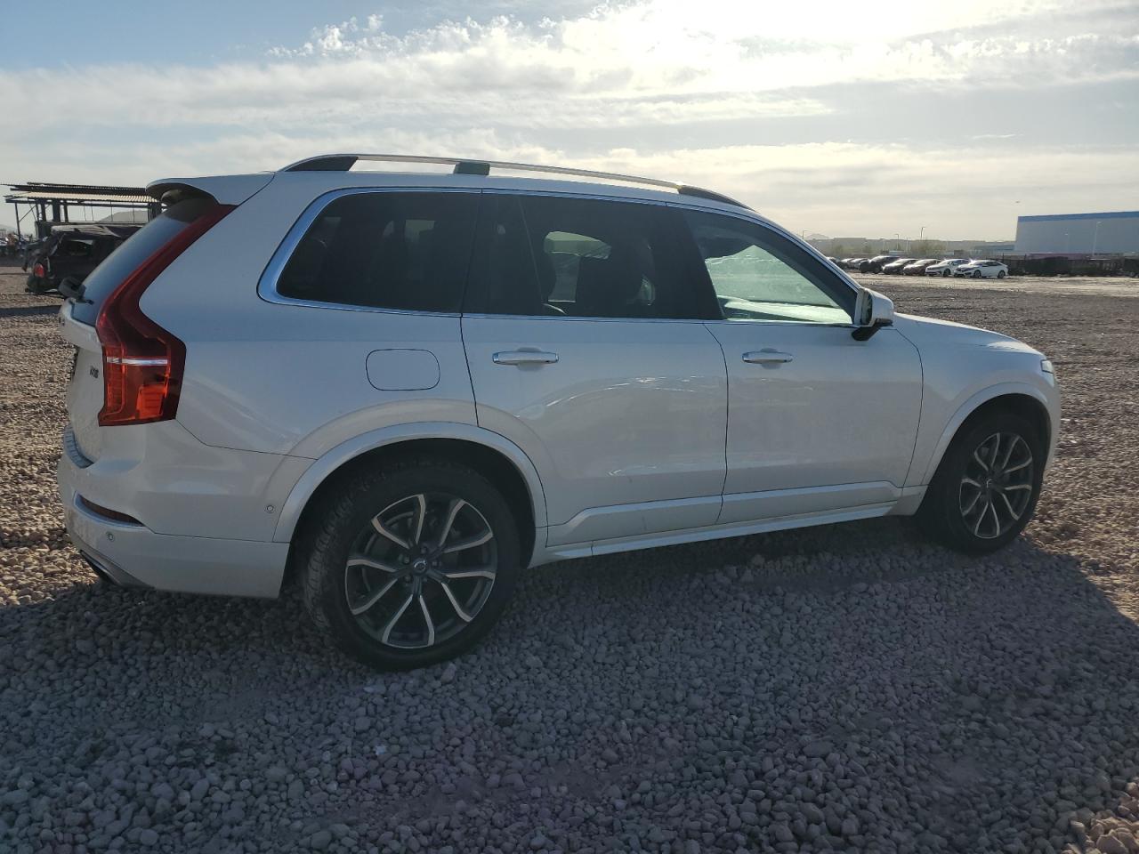 2016 Volvo XC90 - Image 3