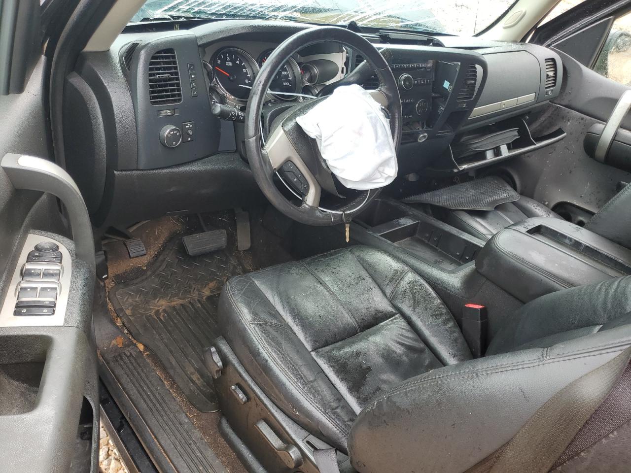 2009 Chevrolet Silverado - Image 8