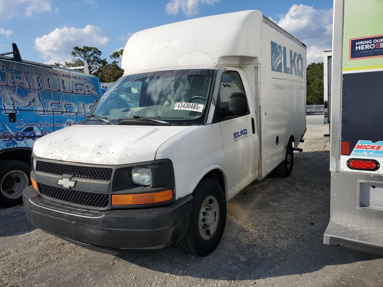 2007 Chevrolet Express - Image 1