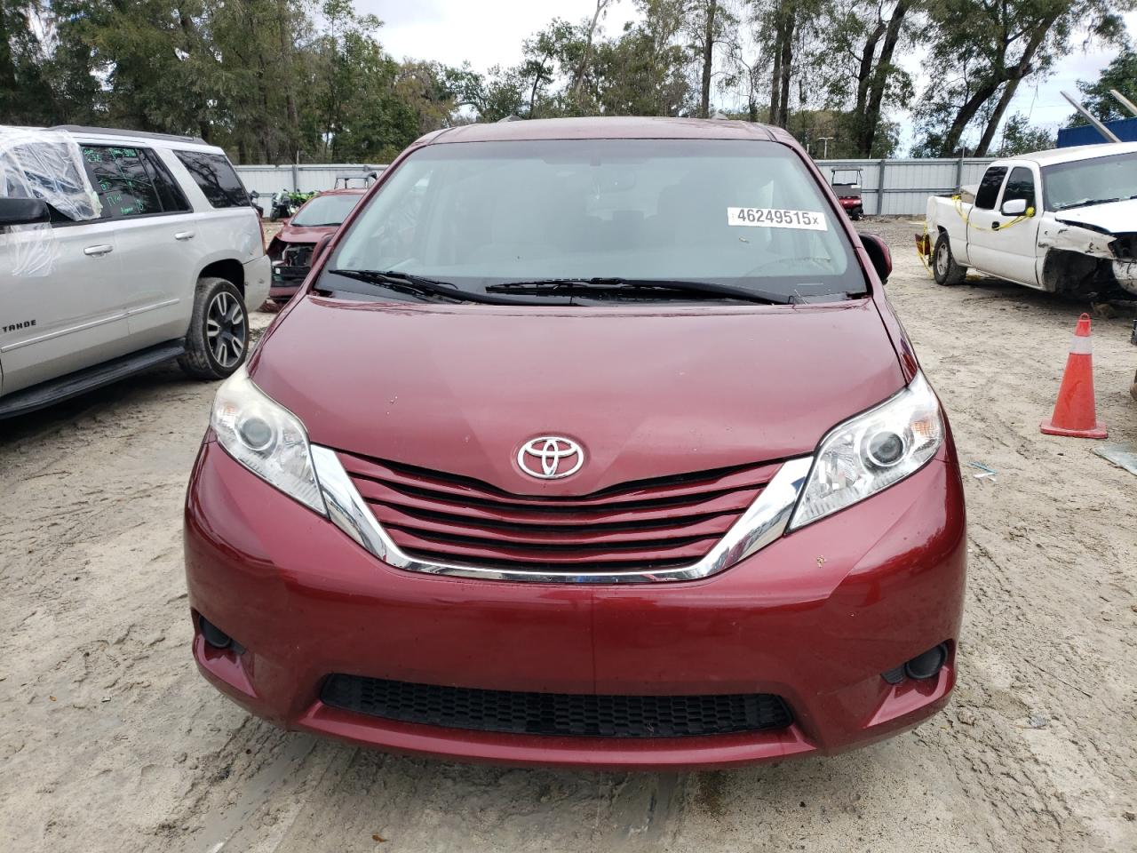 2017 Toyota Sienna - Image 5