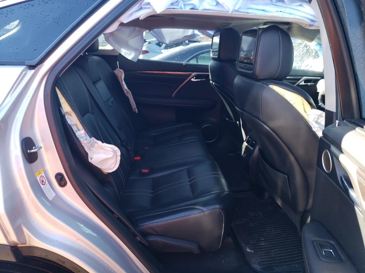 2016 Lexus RX - Image 10