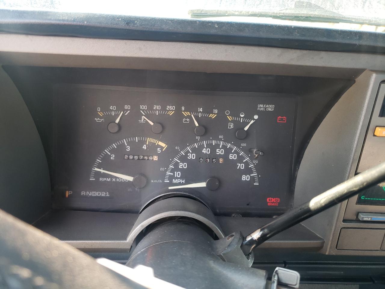 1994 Chevrolet GMT-400 - Image 9
